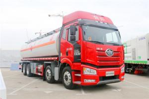 China Large Capacity 8x4 FAW Diesel Fuel Storage Tank Truck Euro III Red Color wholesale