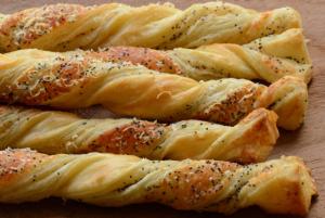 China High Capacity Pastry Equipment , Industrial Bakery Lines For Twisted Cinnamon Swirls wholesale