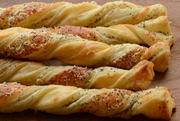 High Capacity Pastry Equipment , Industrial Bakery Lines For Twisted Cinnamon