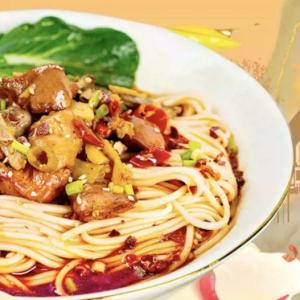 China Delicious Chongqing Style Noodles Alkaline Noodles Ramen Chicken Pickled Peppers wholesale