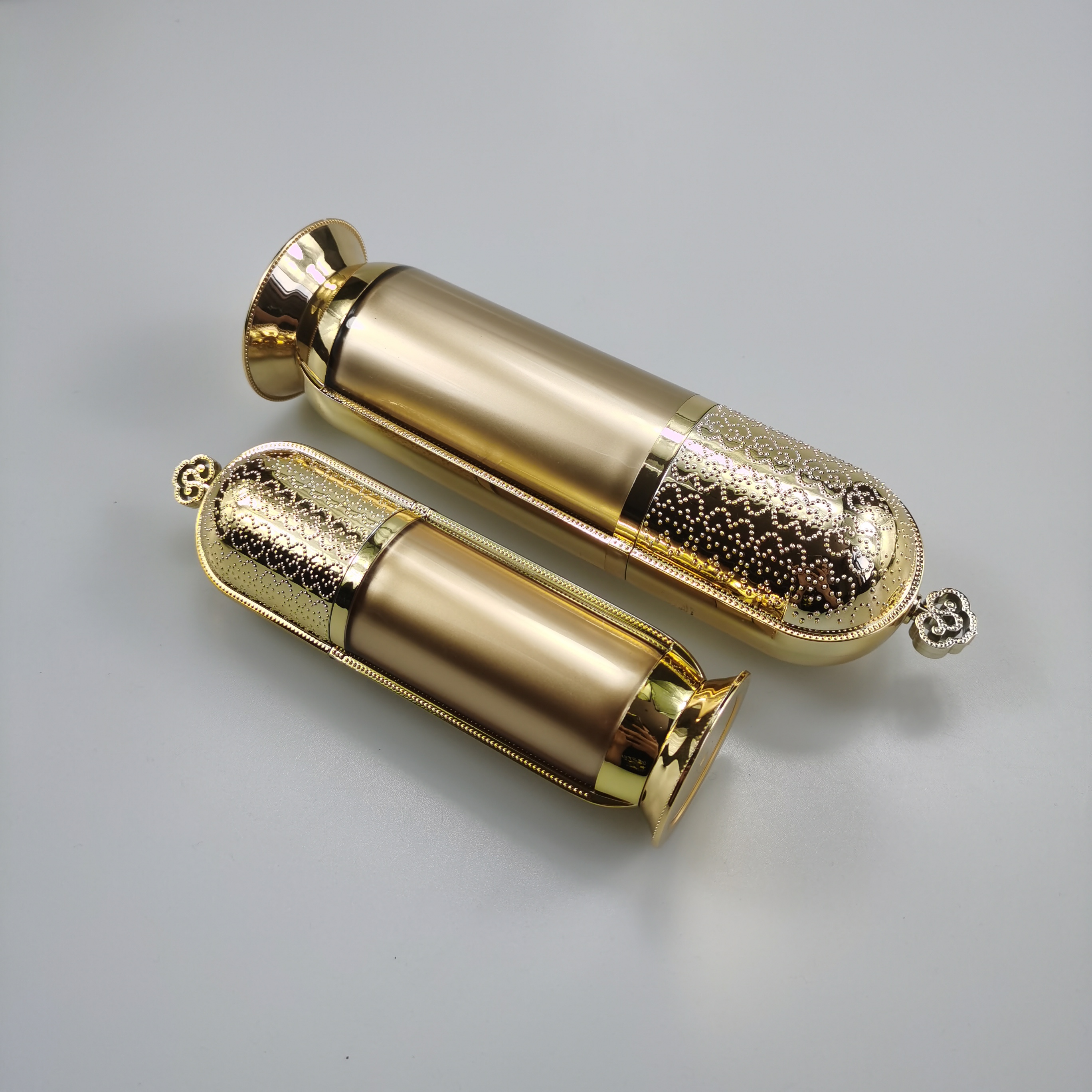 Acrylic Gold Crown Emulsion Bottle Cosmetic Packaging Bottle 50g 120g Luxury Acrylic