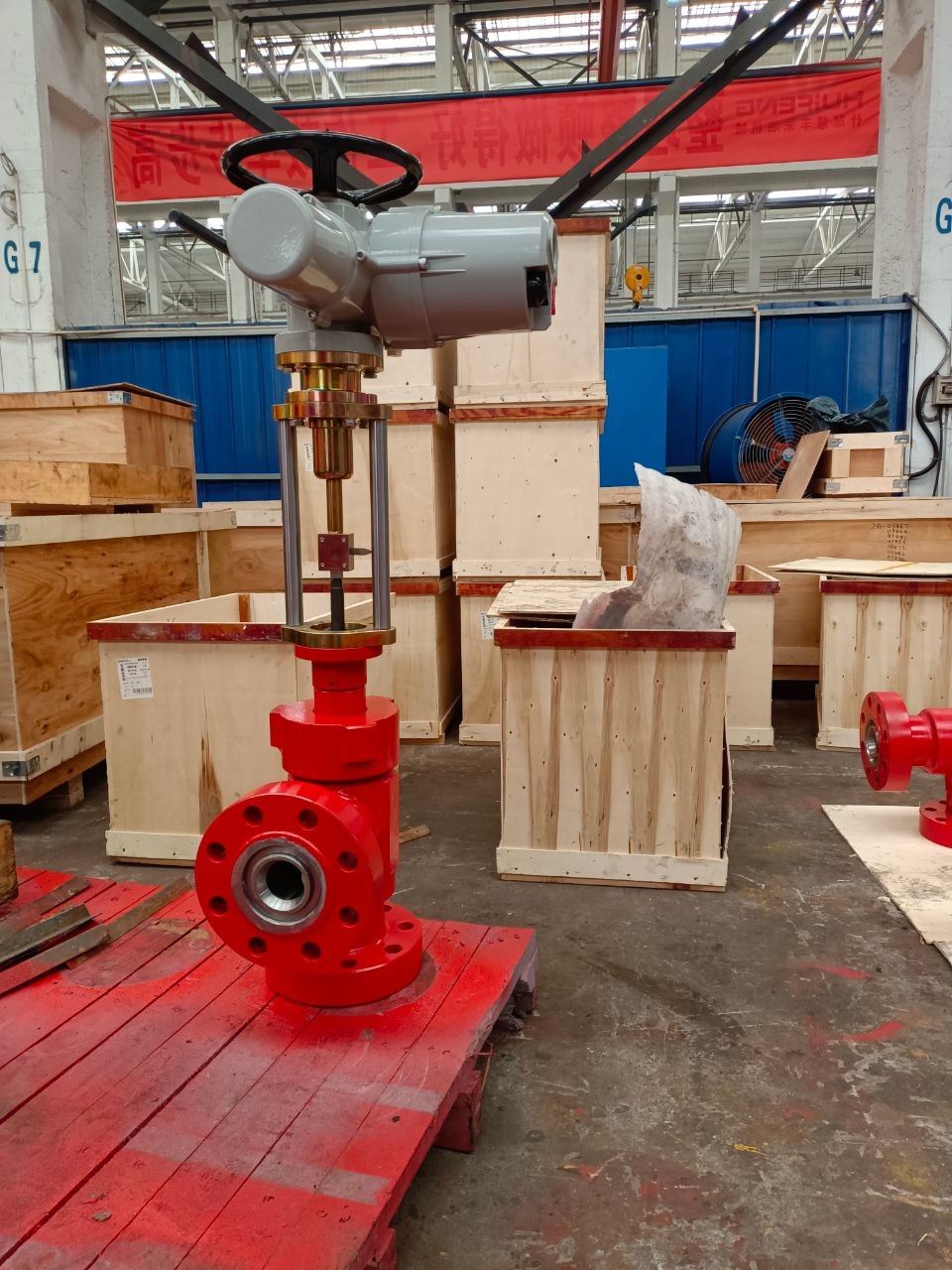 Electric Type Choke Valve Wellhead Fixed Type 15000psi
