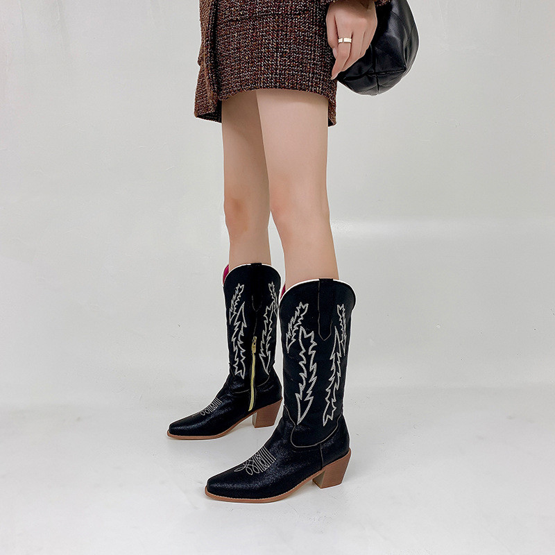 Stylish Comfortable Womens Footwears For Outdoor Activities