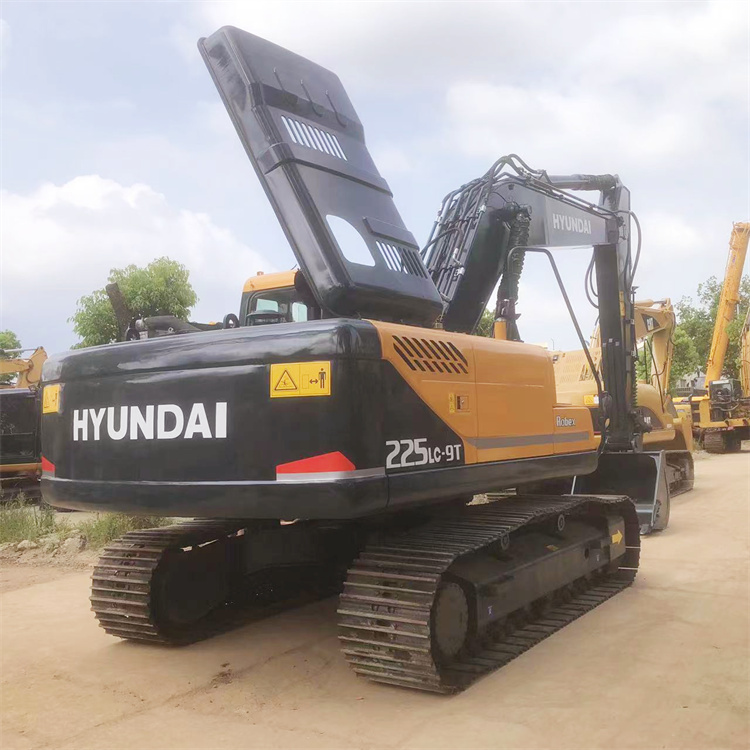 22 Ton Used Hyundai 225 Excavator Original Hydraulic Valve and Construction Machinery