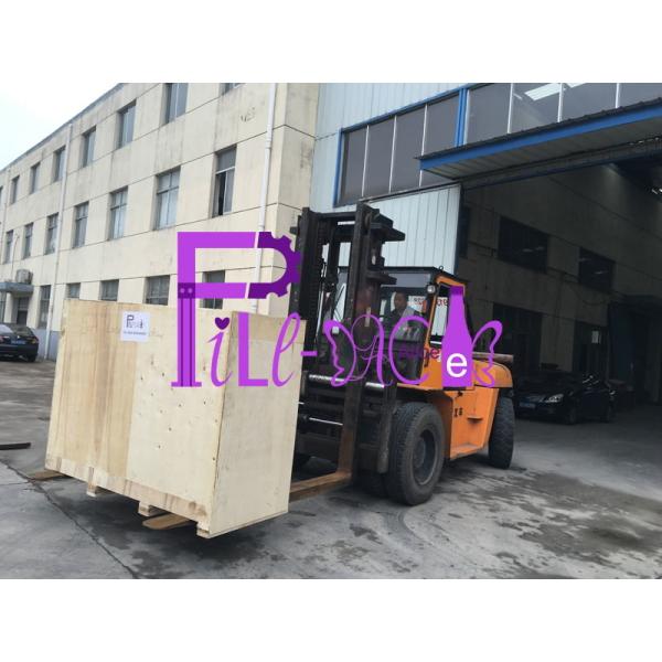 Semi Automatic Juice Bottle Blowing Machine To Produce Heat Resistant Bottles