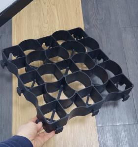 China Grass Paver Grid for Horse Paddock Traditional Design and Free Spare Parts Included wholesale