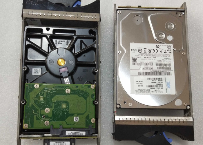 4610 39M4554 39M4557 Seagate Hard Disk 500G 7.2K SATA-FC DS4700 1 Year Warranty