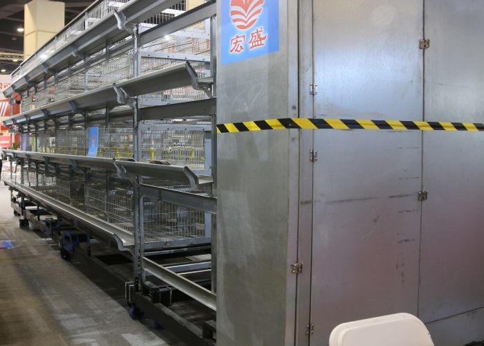 High Efficiency Poultry Manure Scraper Machine Simple Structure Long Service Life