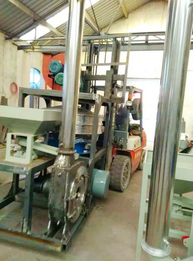 Double Shaft PVC Pulverizer Machine Environmental Protection Vibration