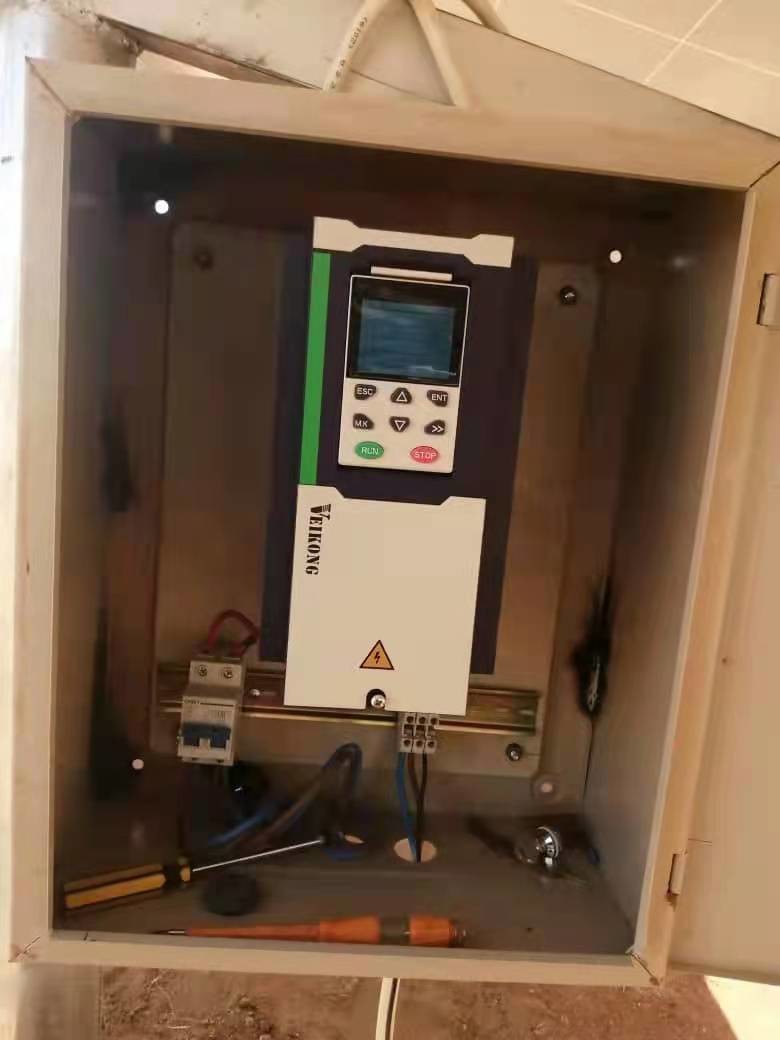 380V 37kw 50hp MPPT Solar Water Pump Controller Solar Pumping Inverter with Advanced MPPT Technolog