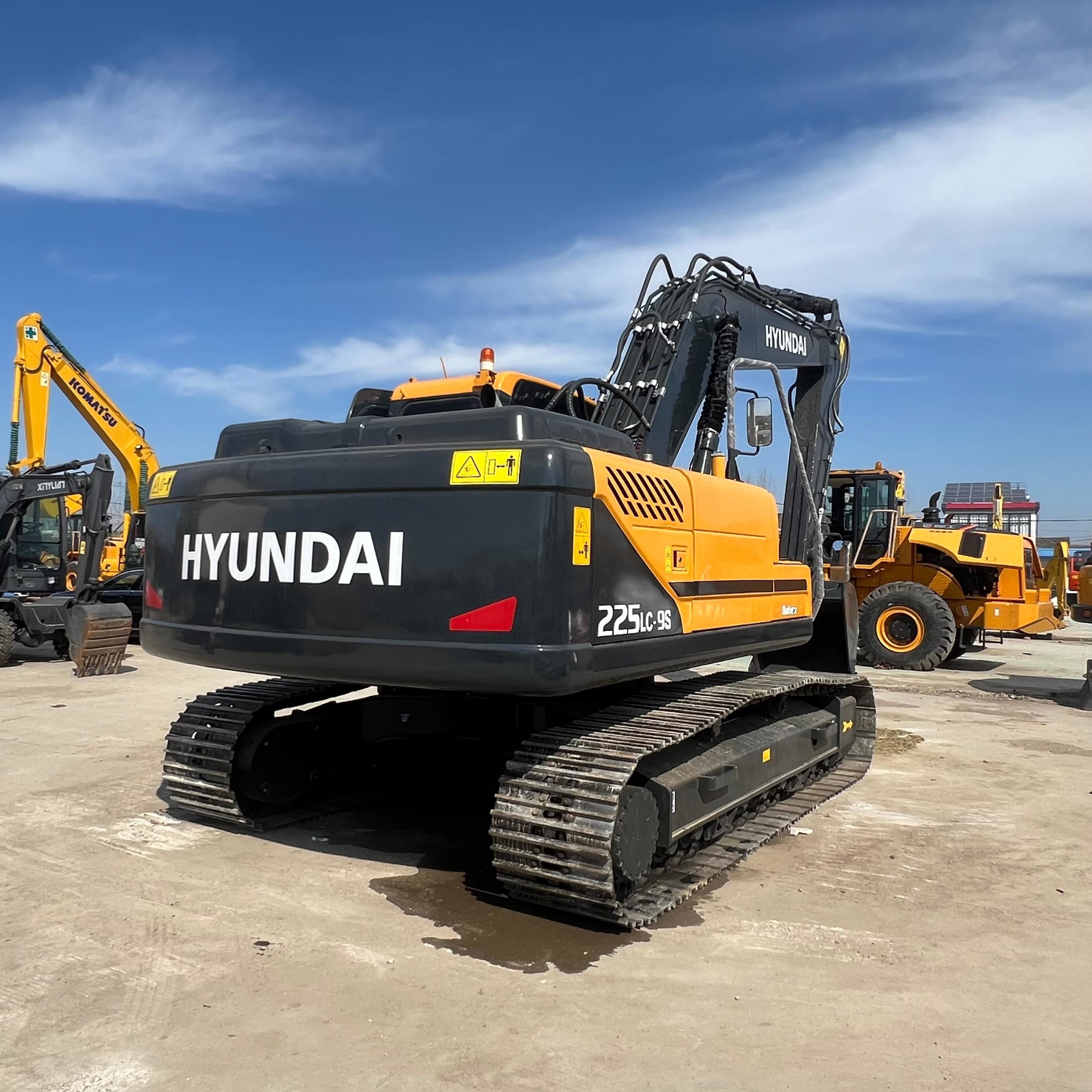 Original Brand Used hyundai 225-lc-9s Hydarulic Crawler Excavators 22 Ton Road Construction Machine for Sale