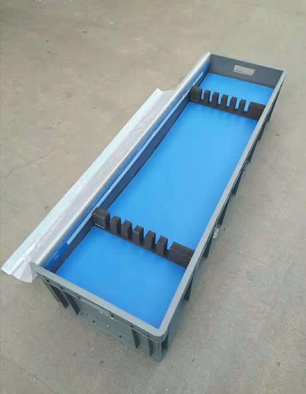 Impact - Resistance Large Virgin Plastic Storage Containers 1000*400*180 mm Divider Storage