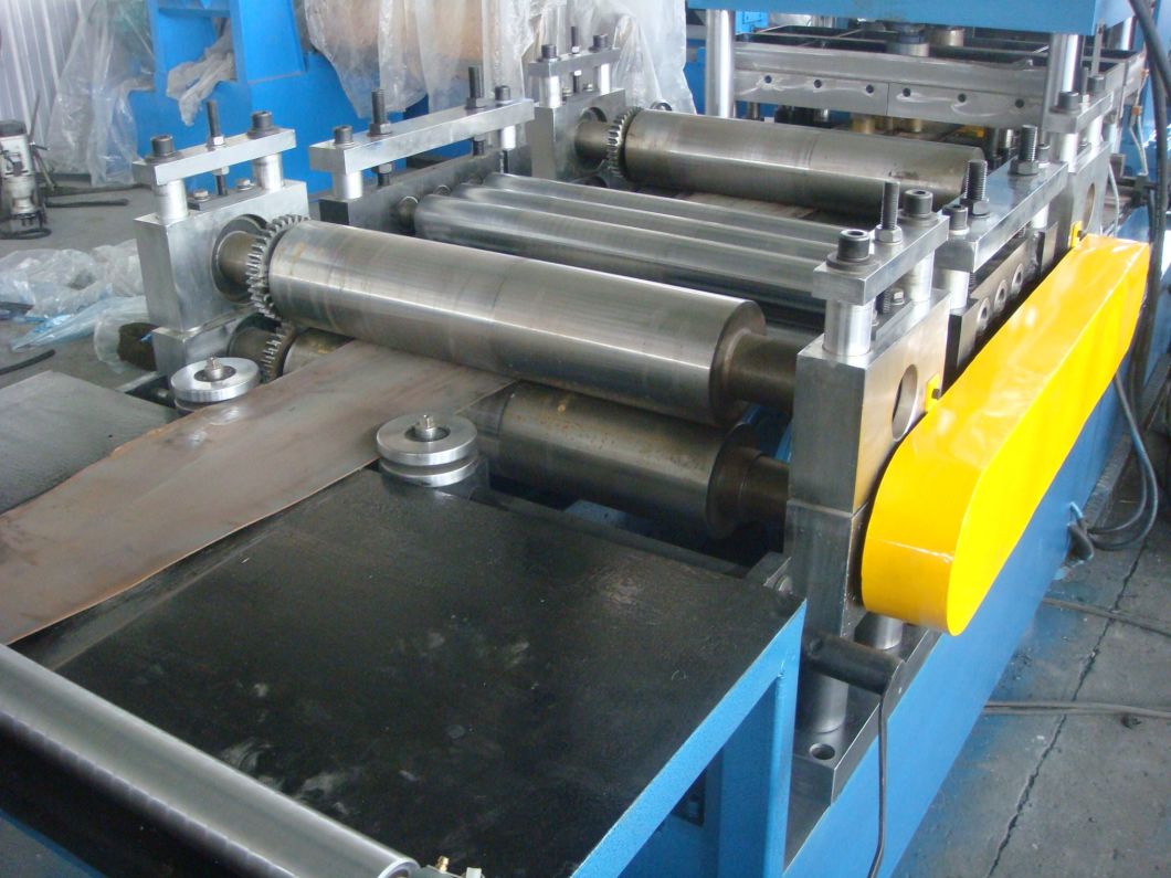 Full Automatic Steel Frame C and Z Purlin Roll Forming Machine