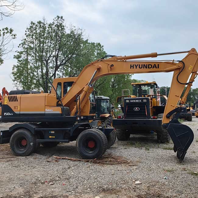 15 tons Used 0.23m3 Bucket Capacity Excavator Hyundai R150w-9 Wheel