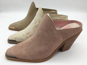 China Tan Beige Closed Toe Womens Dress Shoes Soft Cow Suede Chunky Heel Dress Shoes wholesale