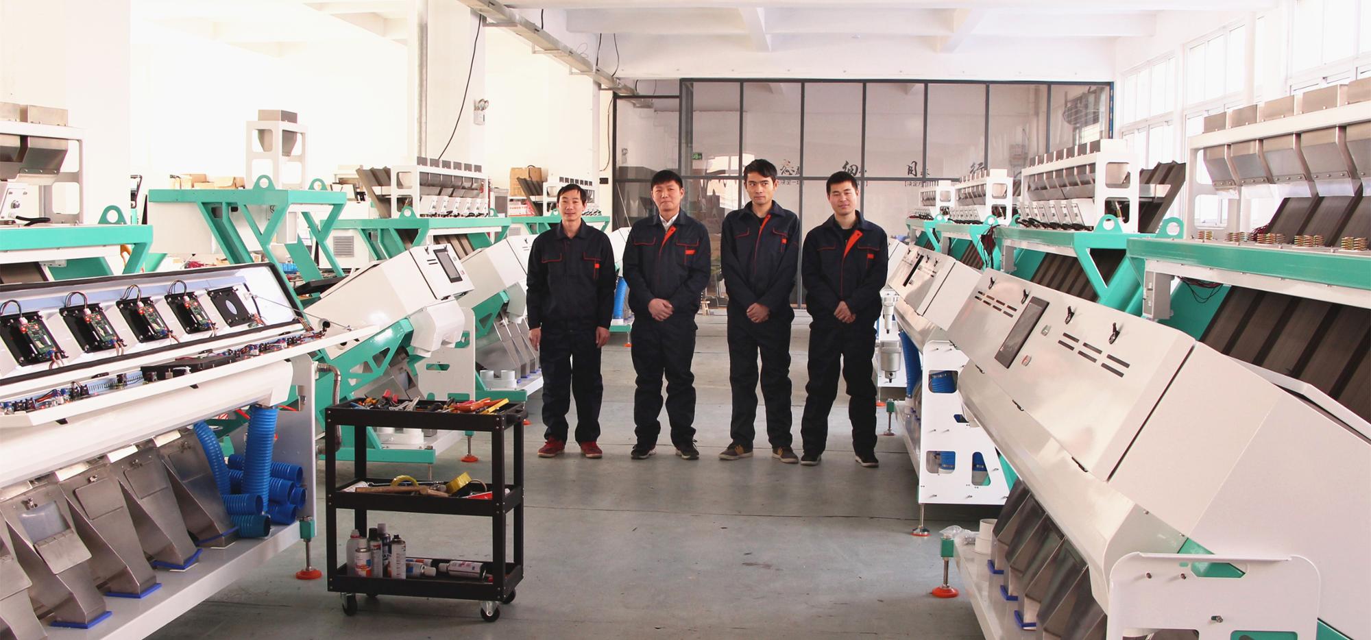 4 Chutes Grain Color Sorter 2085*1536*1690 High Efficiency With CCD Camera