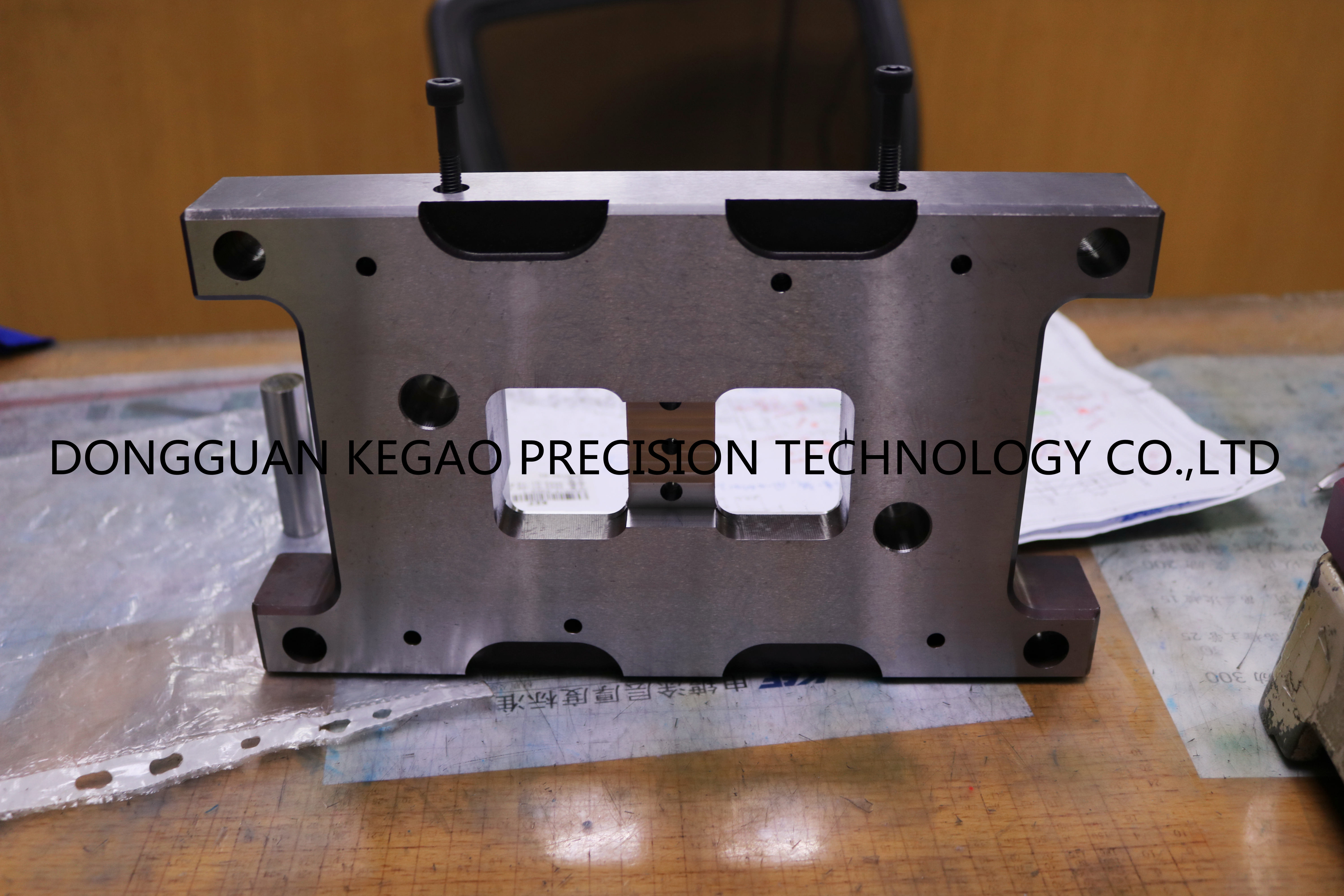 Precision Connector Mold Parts , Cavity Plate Mold H13 Material