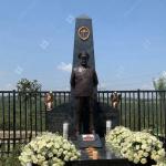 Life size Antique Bronze Sculpture Outdoor Silicon Bronze Memorial Statues