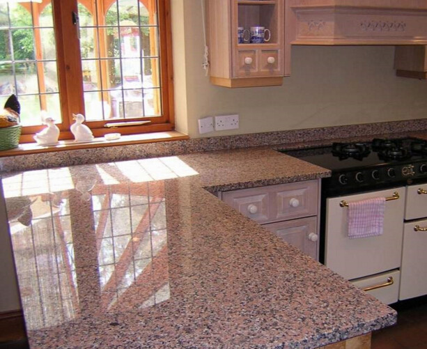 Cut - To - Size Polished Granite Stone G687 Heat And Scratch Resistant