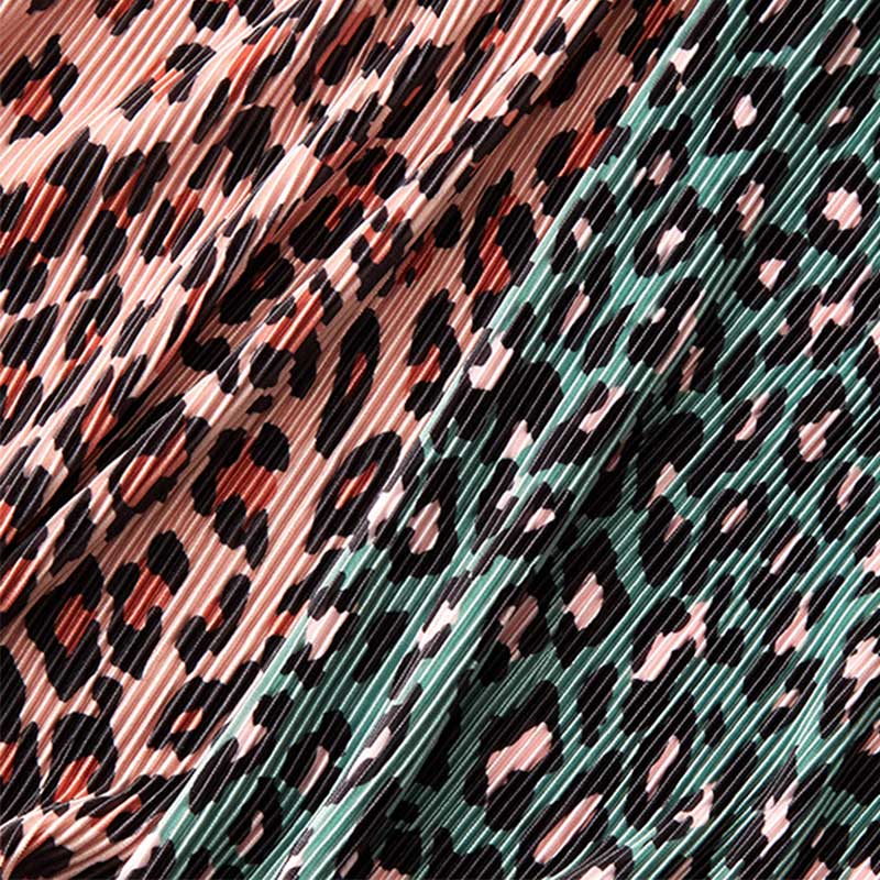 Medium Weight 150cm Polyester Pleated Crepe Fabric Leopard Printed Fabric