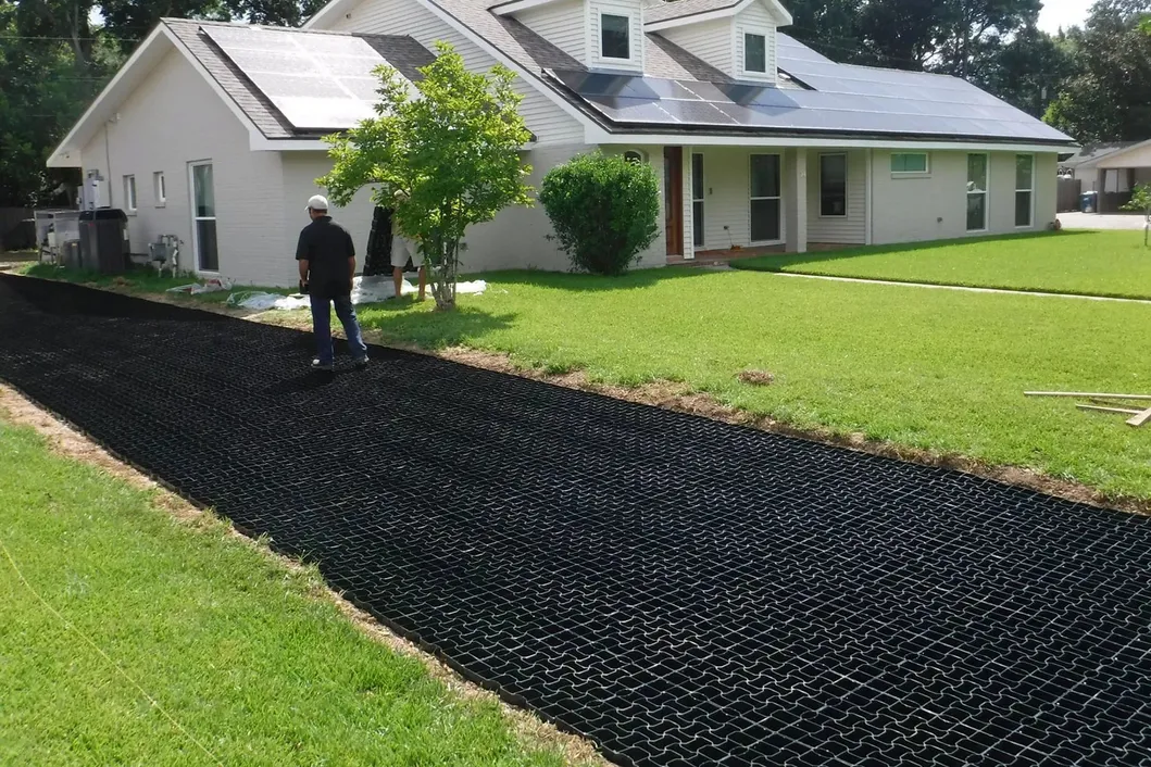Wholesale Price Lawn Ground Paving Plates Permeable Gravel Grass Planting Grid Mould for Driveway Factory Supply