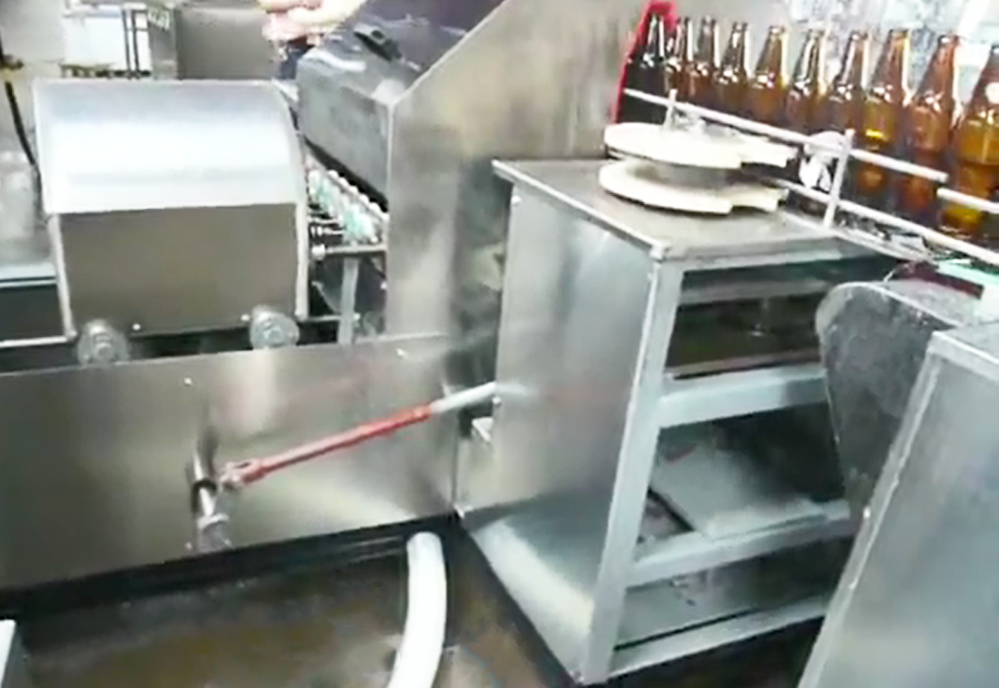 Water Filling Glass Bottle Washer 8000BPH and Suitable for Various Bottles