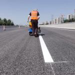 2 Components Road Line Striping Marking Machine Screeding Version