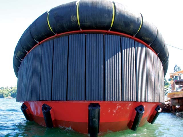 SUS316 Accessories Ship Protecting Ship Rubber Fender Customized Sizes