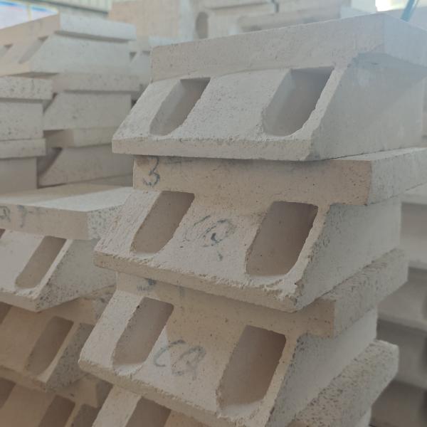 Industrial Ceramic Corundum Mullite Fire Resistant Products Customizable
