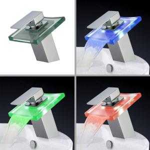 China Chrome Plated Modern Bathroom Sink Faucet , Durable Bathroom Water Faucet wholesale
