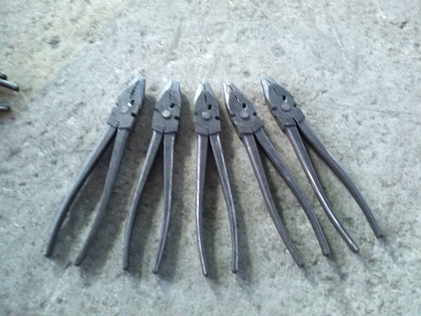 Round nose fencing plier 8 inch/10 inch fence tool QL1203 for Linesman