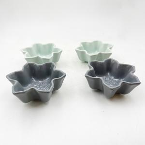 China Wholesale Custom Restaurant Cutlery Snowflake Shaped Ceramic Material Dish Plate Dipping Bowls Set Porcelain Soy Sauce wholesale