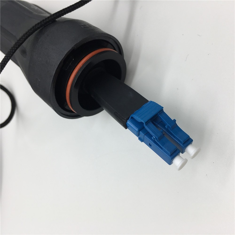 Base Station Duplex FTTA Armored Fiber Patch Cable with Fullaxs cover For Ericsson