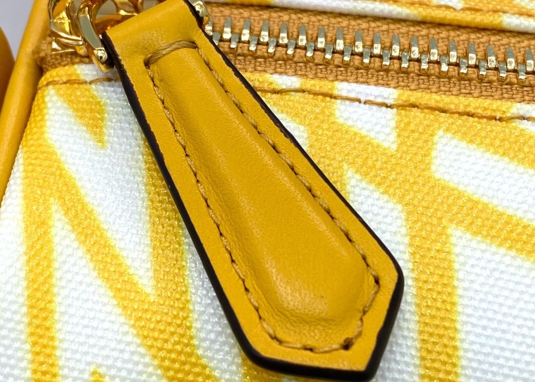 Underarm Ladies Designer Bag