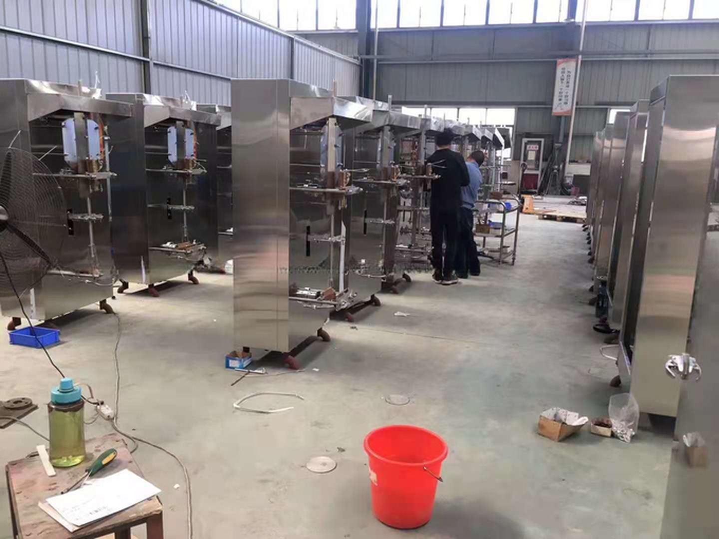 Plastic packaging 2200bags/hour koyo liquid packing machine with spare parts included