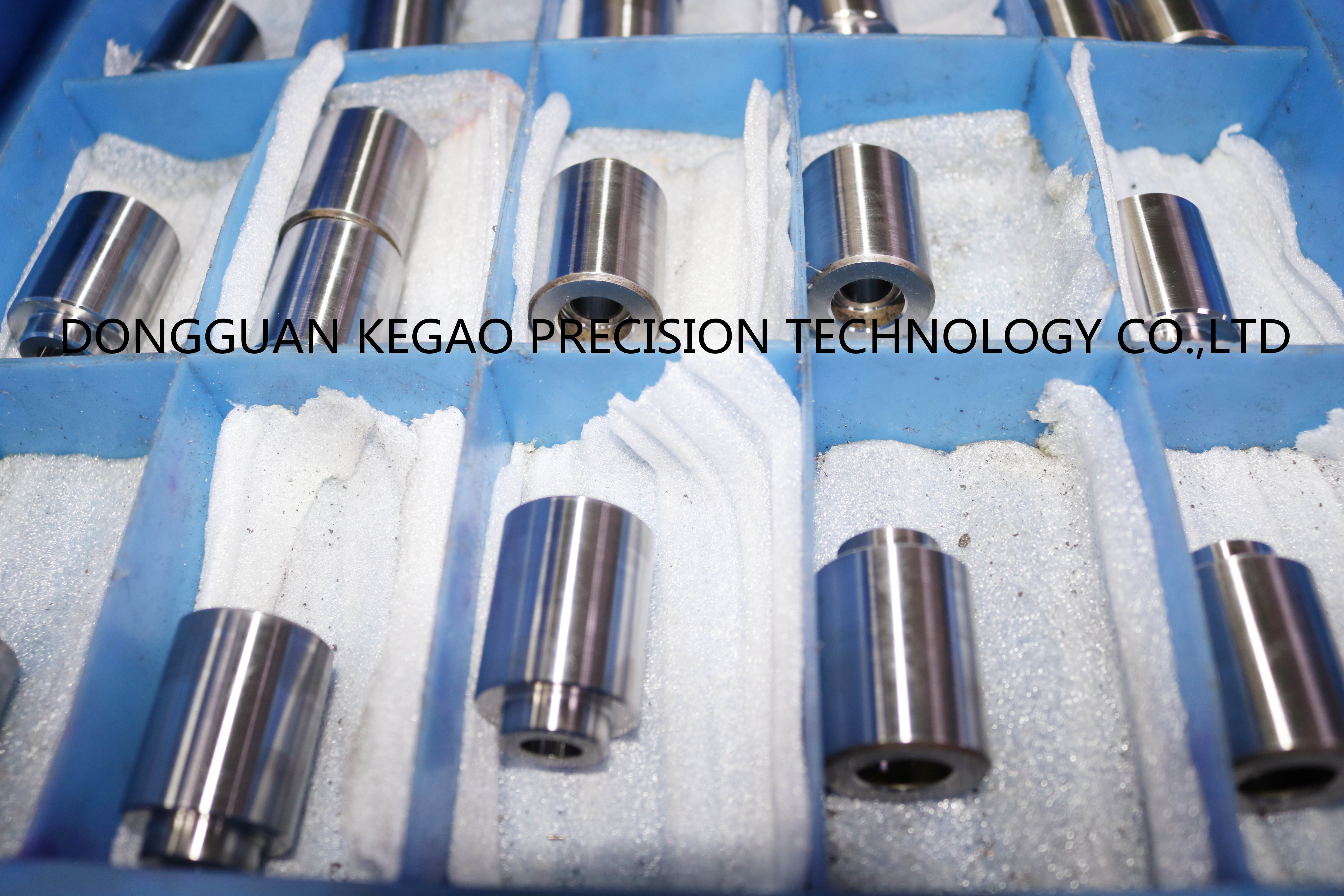62HRC Precision Injection Molding Parts SKS3 Material Punch Holder Gland
