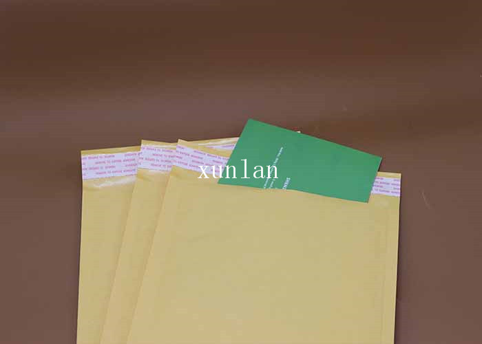 Yellow Matte Shipping Bubble Mailers Plastic Waterproof For Garment
