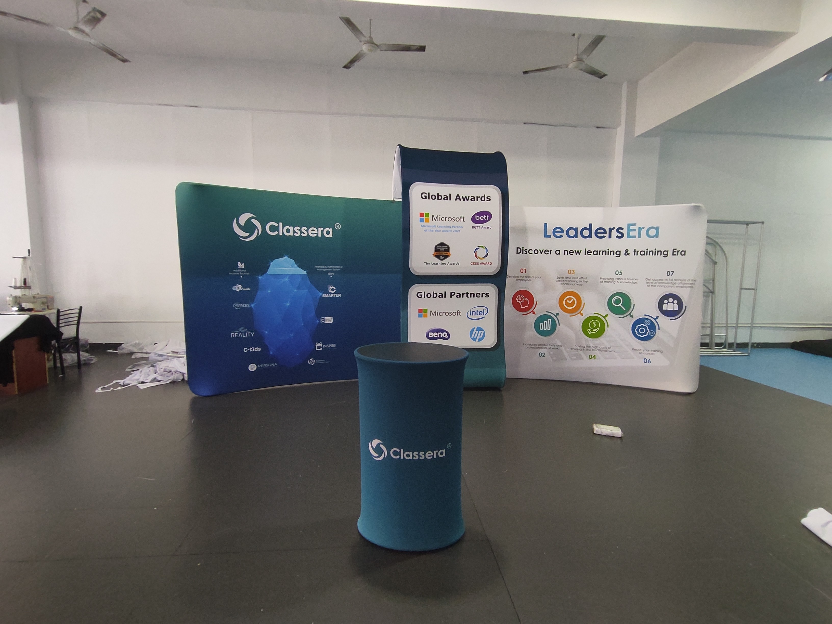 ODM Expo Trade Show Exhibition Display 3x3 Frame Redardant 10x20 Booth Rental