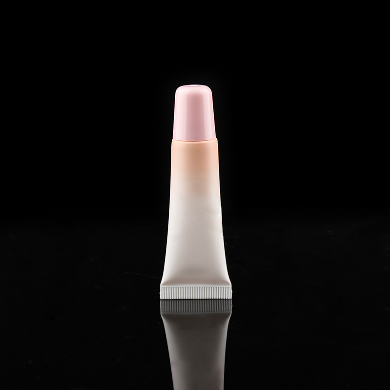 Customize Labels 5ml 10ml 15ml Empty Plastic Cosmetics Cream Lip Balm Tube Lip Gloss Squeeze Soft Tubes for Makeup Applications