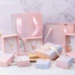 OEM Logo Cardboard Gift Packaging Box 5x5x3 Gift Box Environmentally Friendly