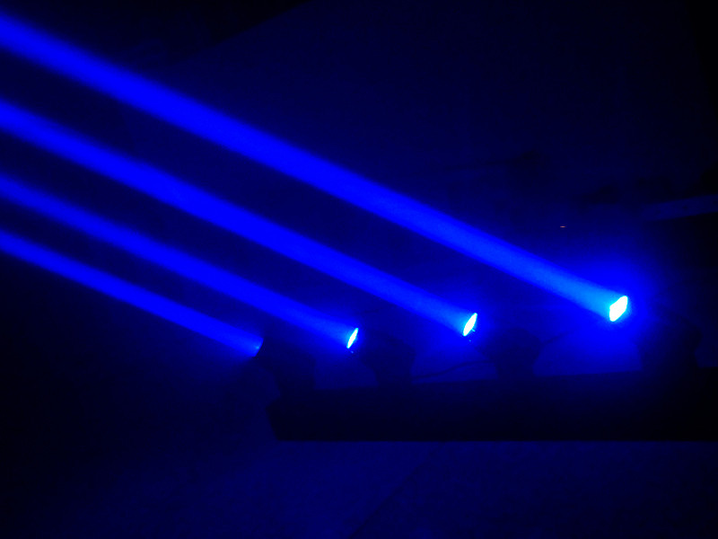 4x10W RGBW 4 Head Mini Moving Head Led Bar With Extremely Significant Beam Effects
