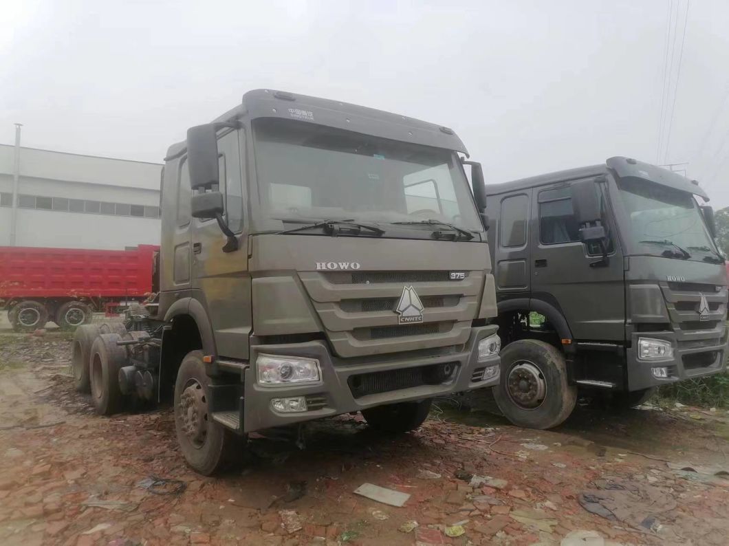 Gray Sinotruk Heavy Truck 6*4 Tractor Truck