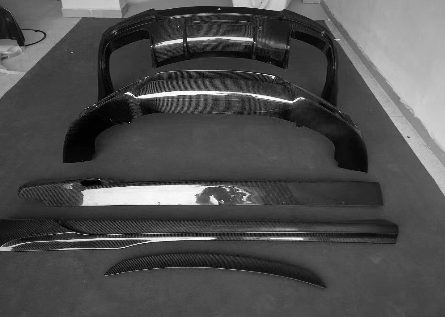 For Bentley Continental GT Carbon Fiber Body Kit Continental GT Upgrades VORS Style Front and Rear Bumper Spoilers