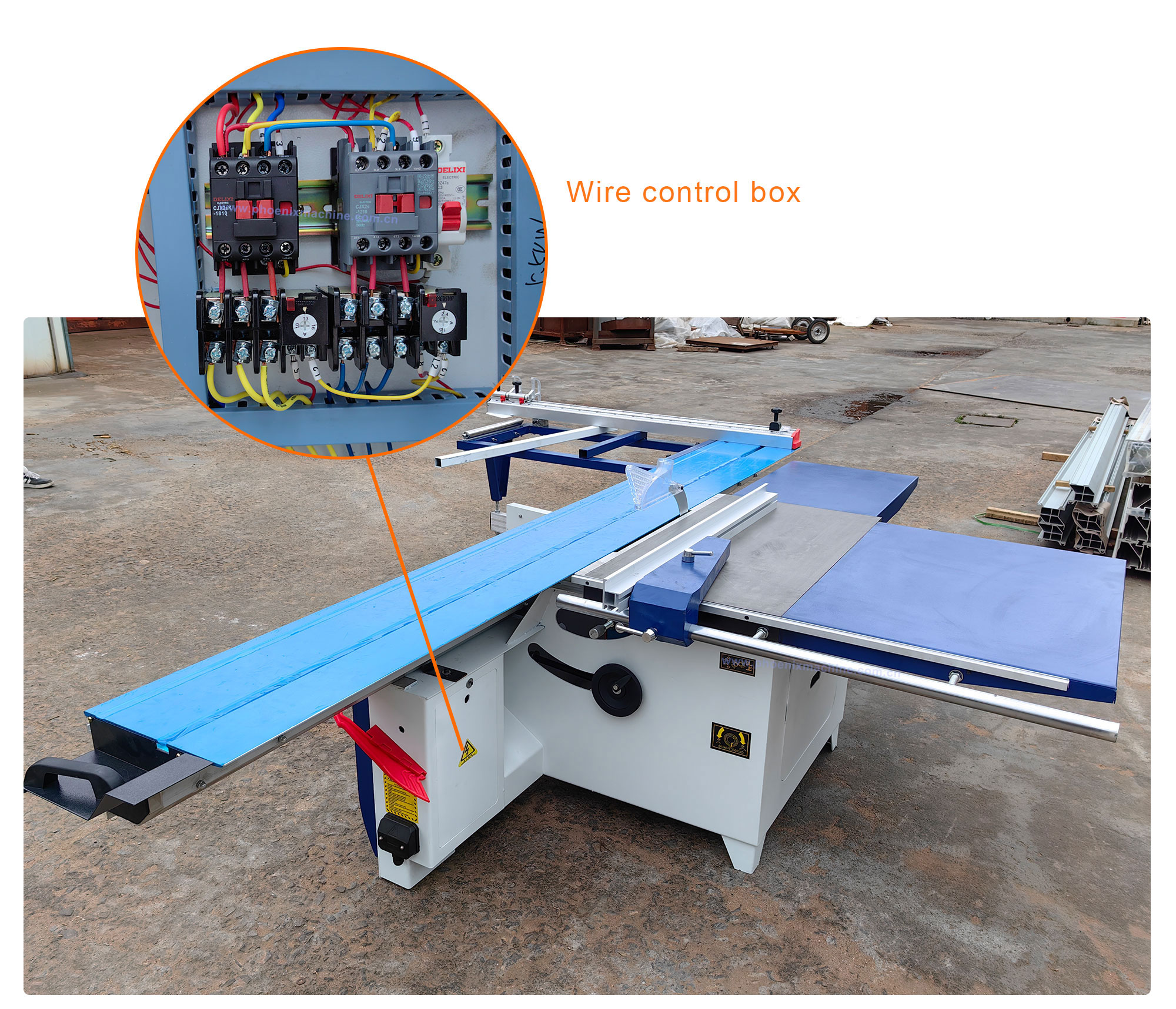 5.5KW Woodworking Machinery Double Saw Blades Sliding Table Saw for 45 90 Degrees Cuts