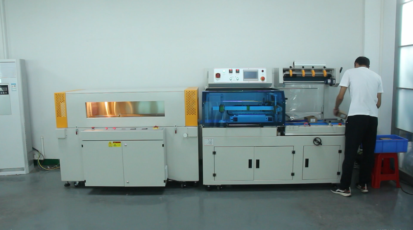 Automatic L-Sealer Heat Tunnel Pe Film Packing Thermal Shrink Wrap Packaging Machine For Carton Box Cosmetic Food Bottle