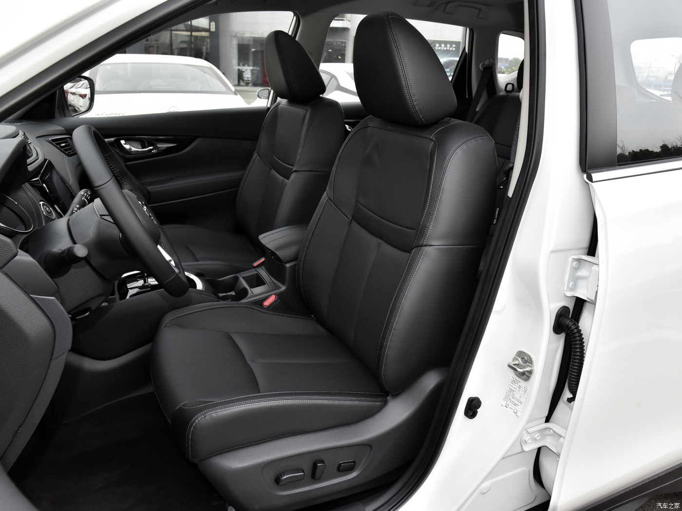 s 2023 Nissan X-TRAIL Glory 0KM Used SUV with 2.0L Automatic Continuously Variable Transmission Maximum Speed of 183KM/h