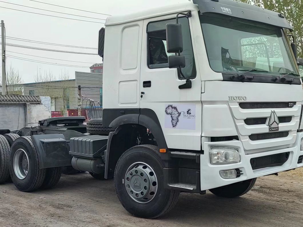 Head Truck Sinotruk HOWO 6*4 Tractor Truck Good Condition