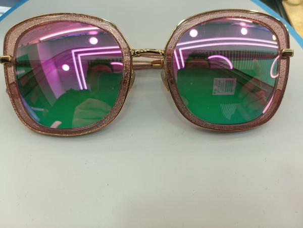 Fashion celebrities wear outdoor sunglasses trendy goggles fashionable