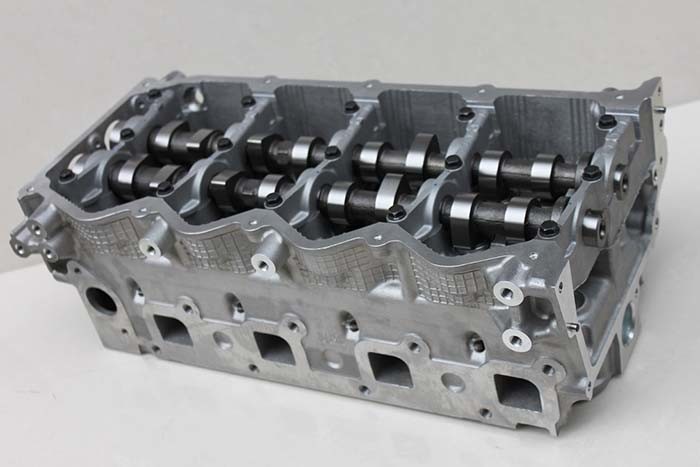 YD25 Complete Cylinder Head Assembly For NISSAN 11039EB30A 11039EC00A 11040EB300