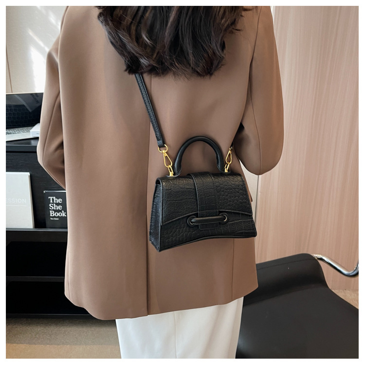 2024 Summer Trendy Fashion Crocodile Pattern Versatile Shoulder Mesengers Bag for Women